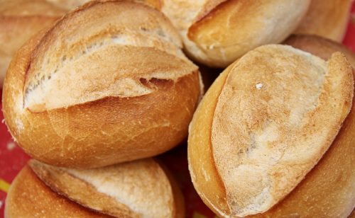 Egipat smanjuje cenu hleba od 25 do 40 odsto