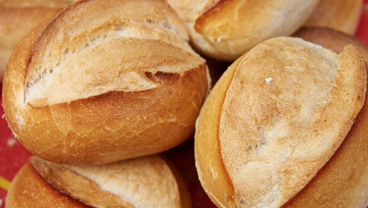 Egipat smanjuje cenu hleba od 25 do 40 odsto