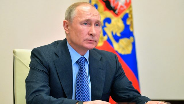 MALOPRODAJA U RUSIJI PALA ZA ČAK 35 ODSTO Putin: Najveći problem za ruske kompanije slaba potražnja zbog pandemije