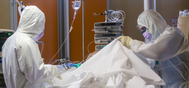 NA RESPIRATORIMA ČAK 144 PACIJENTA, ZA 24 SATA PREMINULO NJIH 11 Koronom u Srbiji zaraženo još 287 osoba