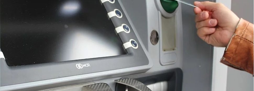 Kartica i bankomat