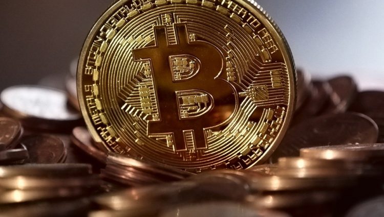 Vrednost bitcoina premašila 60.000 dolara