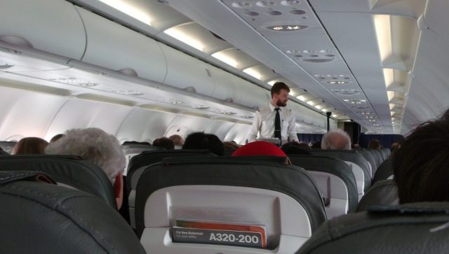 POSRNULA TREĆA PO VELIČINI AVIOKOMPANIJA U SVETU Samo četvrtina letova u odnosu na 2019, otkaz za 36.000 radnika United Airlines