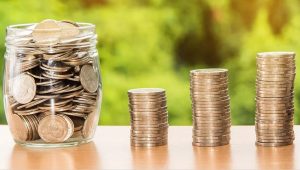Dug građana prema bankama skoro za petinu veći – potrošački krediti beleže najbrži rast