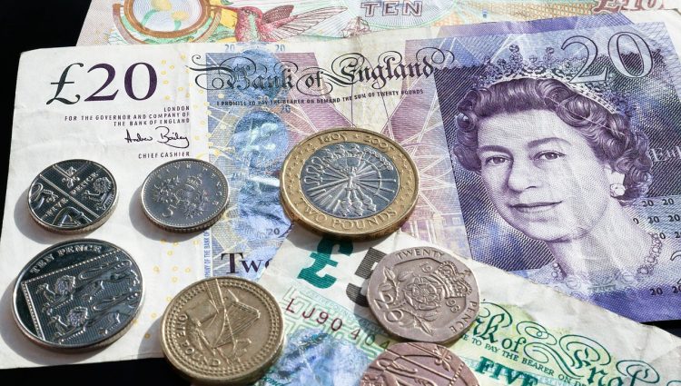 BRITANSKA VLADA TRAŽI POMOĆ OD CENTRALNE BANKE Otplata pozajmica do kraja ove godine