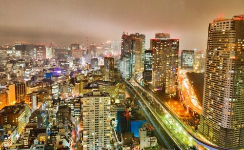 Japan planira investicije od oko 2,3 biliona dolara u strateške sektore do 2040.