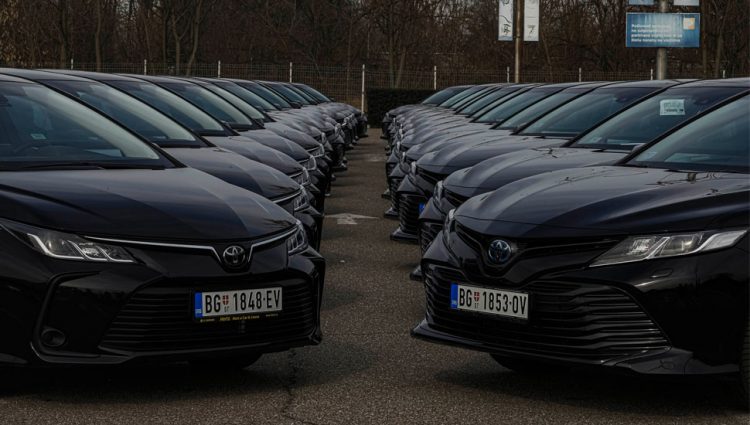 VLADA ODOBRILA NOVE SUBVENCIJE TAKSISTIMA Za nabavku novog vozila 8.000 evra