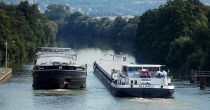 EU FINANSIJSKI PODSTIČE SRBIJU I REGION Ulažemo u obnovu železnice, plovnost Dunava i čistu energiju, kaže Negre