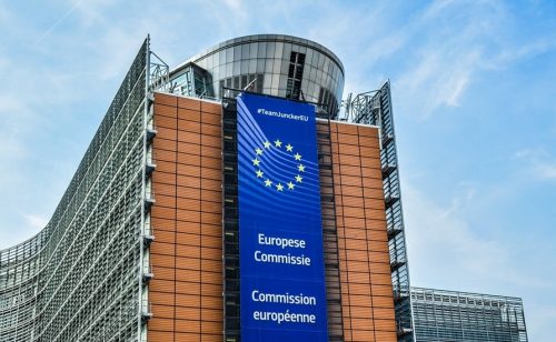 EU razmatra uslove za isplatu 90 milijardi kredita Ukrajini