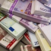 NE ZNAJU ŠTA ĆE S NOVCEM Španija dobila 140 milijardi evra pomoći od EU, ali i novi problem
