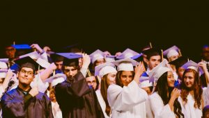 Zaposlenost nedavno diplomiranih studenata u EU dostigla 83 odsto u 2025. Zaposlenost nedavno diplomiranih studenata u EU dostigla 83 odsto u 2025.