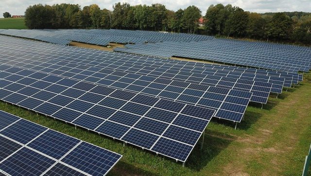 Solarni i vetro-parkovi istiskuju ugalj iz upotrebe