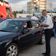 GRCI DOZVOLILI ULAZAK SRPSKIM TURISTIMA KOJI SU OSTALI „ZAROBLJENI“ NA PROMAHONASU Za naše građane zatvorene grčke granice