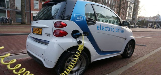 SUBVENCIJE ZA NABAVKU VOZILA NA ELEKTRO I HIBRIDNI POGON Prvi ugovori biće potpisani ove nedelje