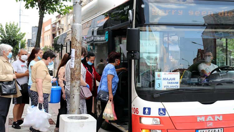 ZATIŠJE PRED BURU U Srbiji u poslednja 24 sata zaražene 802 osobe, sedam preminulo