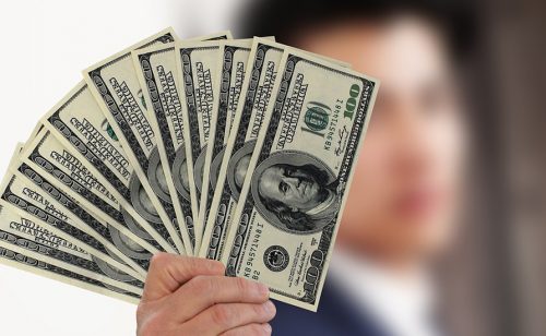 Nakon prodaje kompanije zaposleni dobili bonuse od ukupno 240 miliona dolara