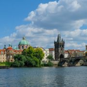 Češka u opasnosti da izgubi poverenje investitora