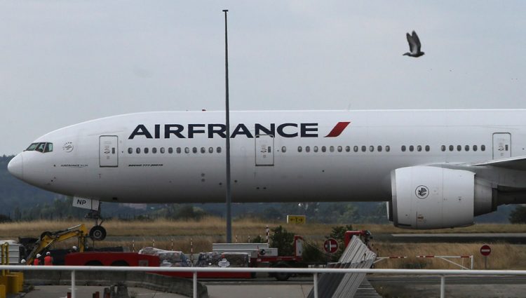 EU odobrila državnu pomoć Francuske za nacionalnu avio-kompaniju