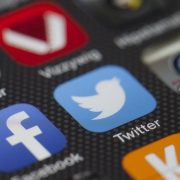 Twitter preti da će tužiti kompaniju Meta