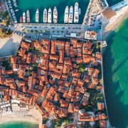 Saradnja Crne Gore i Grčke može biti unapređena turizmom