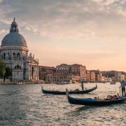Taksa za ulazak u Veneciju mogla bi da se poveća sa pet na deset evra