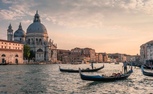 Gradske vlasti Venecije planiraju povećavanje turističke ulaznice na 30 evra