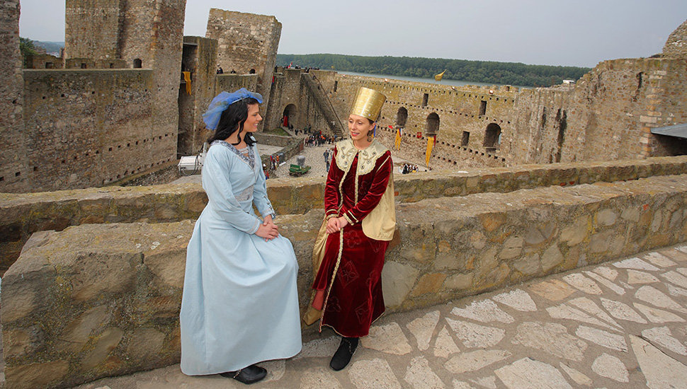 Kostimirane srpske princeze u Smederevskoj tvrđavi