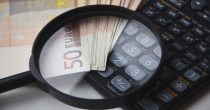 Privrednici u Srbiji smanjili potražnju za kreditima, pad od 7,7 odsto
