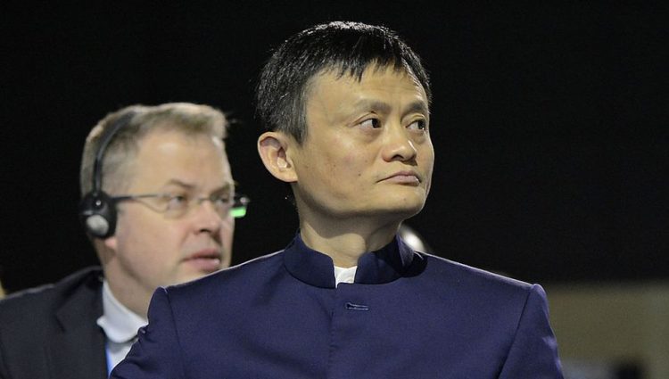 KLIMA SE CARSTVO NAJBOGATIJEG KINEZA Alibaba pod istragom vlasti, Džek Ma nudio udeo u kompaniji regulatornoj komisiji