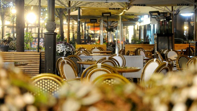 HORES PODRŽAVA SMANJENJE PDV ZA UGOSTITELJE Predlažu još dve mere za oporavak hotela i restorana u Srbiji
