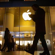 Akcije kompanije Apple u padu po objavljivanju kvartalnog izveštaja