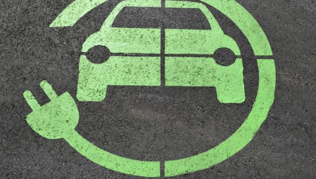 Baterije za električne automobile su roba budućnosti, litijum na ceni