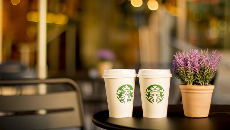 Starbucks angažovao direktora poznatog po “redizajniranju” poslovanja