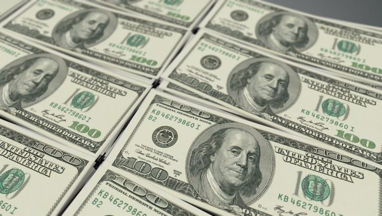 Snažan dolar uzrok smanjenja zarade američkih kompanija u inostranstvu