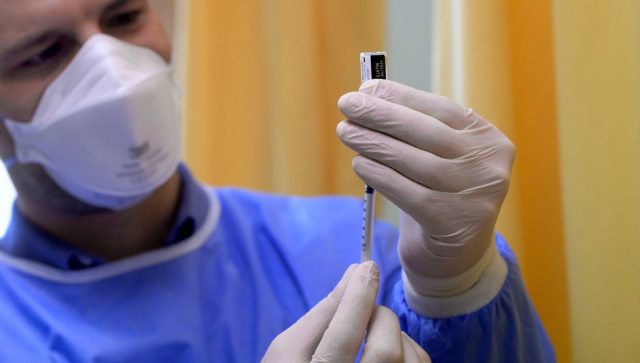 EPIDEMIOLOŠKA SITUACIJA I DALJE NEPOVOLJNA U Srbiji na respiratorima 196 pacijenata