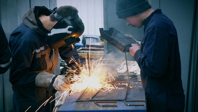 Manjak radne snage u skoro 70 odsto fabrika u Rusiji
