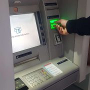 Povrat platne kartice u roku od dva dana nakon što je bankomat zadrži