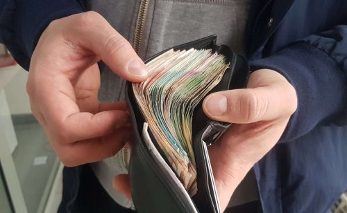 Prosečna neto plata u januaru 118.429 dinara