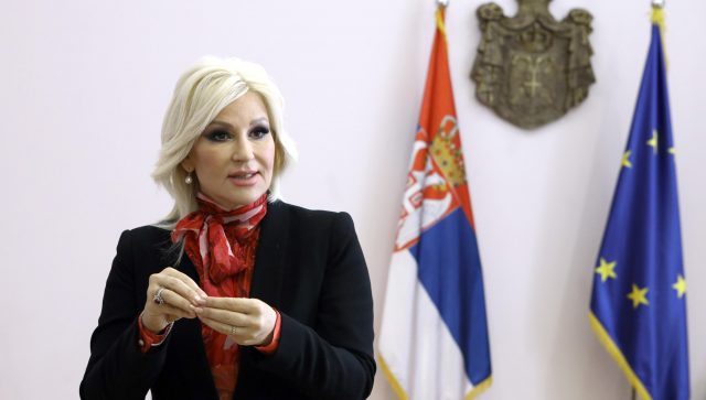 Ministarka Mihajlović: Cilj nam je da svaka kuća troši struju iz sopstvenih izvora