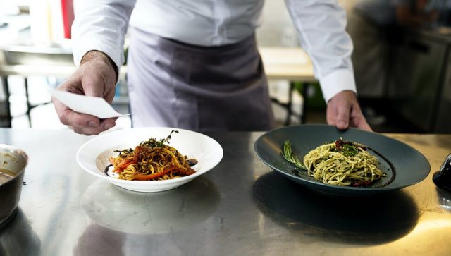 Francuski restoran u Dubaiju uvodi četvorodnevnu radnu nedelju