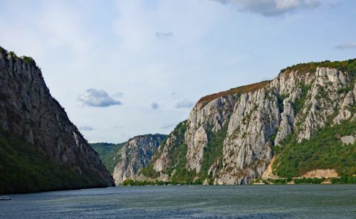 RZS: U Srbiji u junu ove godine 1,7 odsto više turista nego juna 2025.