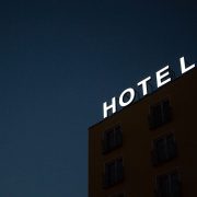 Vlada Crne Gore odobrila gradnju 14 kondo hotela
