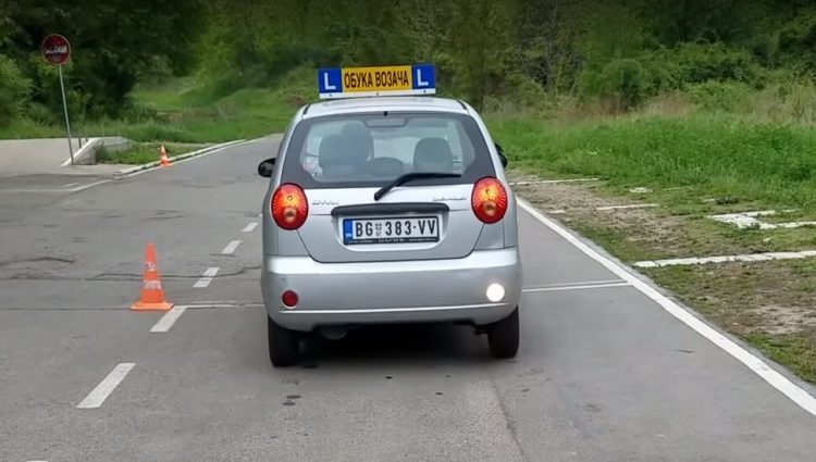 Poskupela obuka za vozače u Srbiji