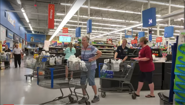 Walmart objavio upozorenje o padu profita