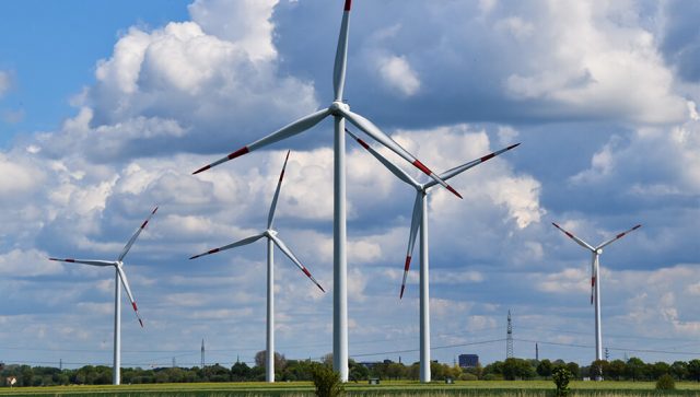 EPS planira osam milijardi evra vredne projekte dekarbonizacije i korišćenja obnovljivih izvora energije