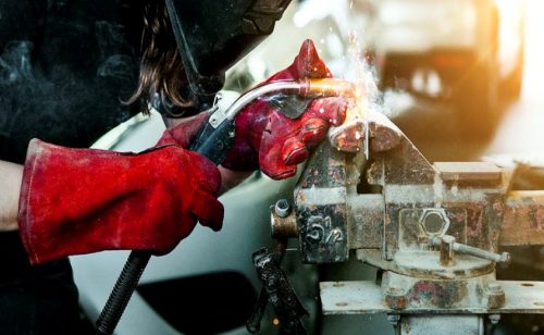 RZS: Godišnji rast prometa u industriji osam odsto u februaru