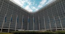 Evropska komisija predložila kredit od pet milijardi evra za Ukrajinu