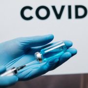 Malezija će krajem oktobra početi da tretira Covid-19 kao endemsku bolest