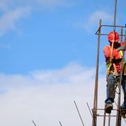 I dalje raste broj izdatih građevinskih dozvola u Srbiji