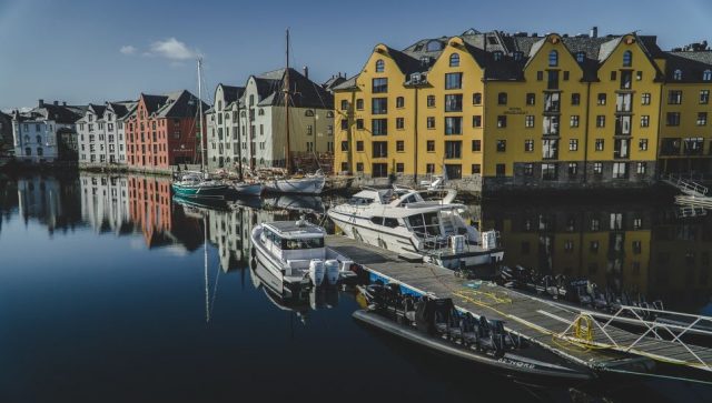 Norveška će razmotriti razdvajanje državnog fonda od Norges Bank